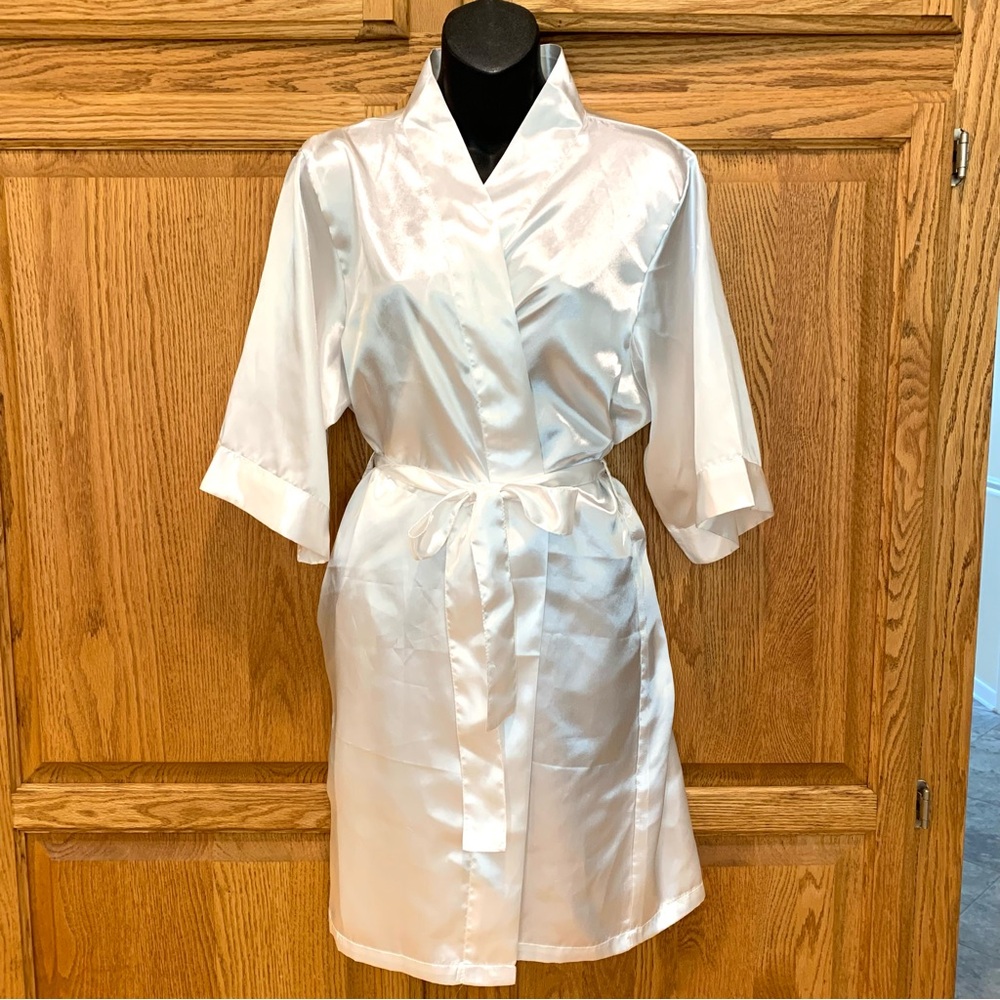 NWT Miss to Mrs “Bride” White Satin Robe, size S/M